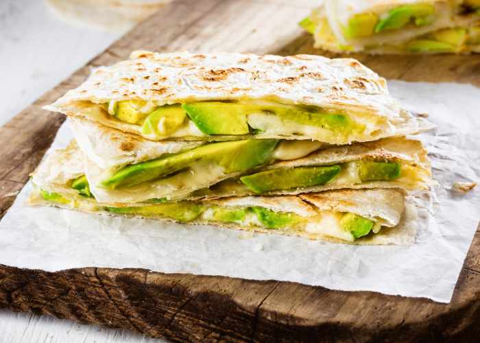 Quesadillas med avokado och ost